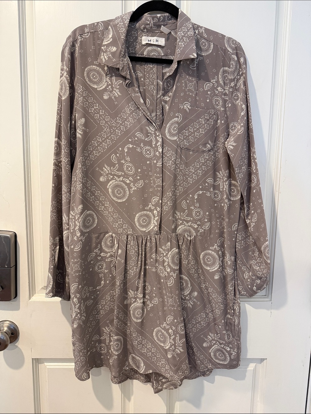Mi Tunic Dress in Taupe Paisley — Long Sleeve Button-Front